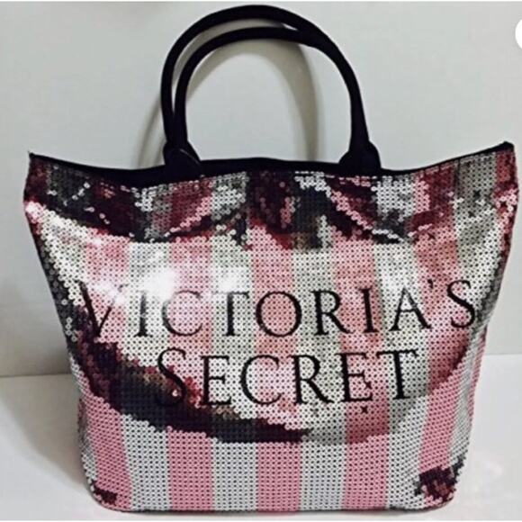 NIB Victoria's Secret Sequence Weekender Tote Travel Bag Sells for $98 New - Picture 2 of 9